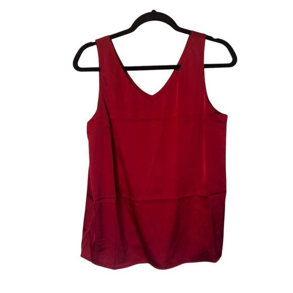 Zenana Outfitters Tops - Zenana Women's Standard Small Red V-Neck Sleeveless Tank Top